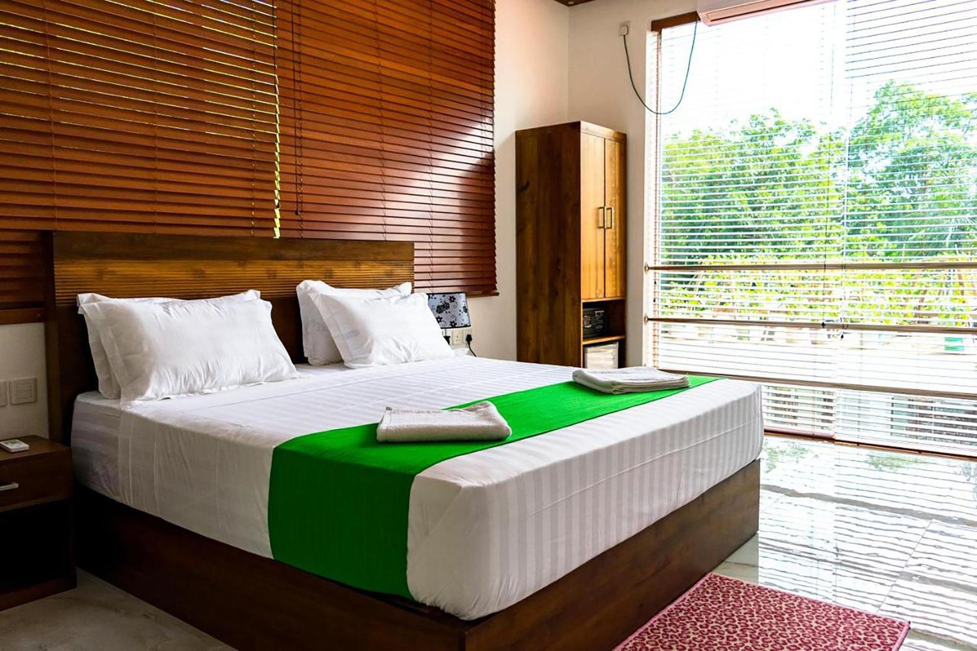Elephant Eye Hotel Tissamaharama Extérieur photo