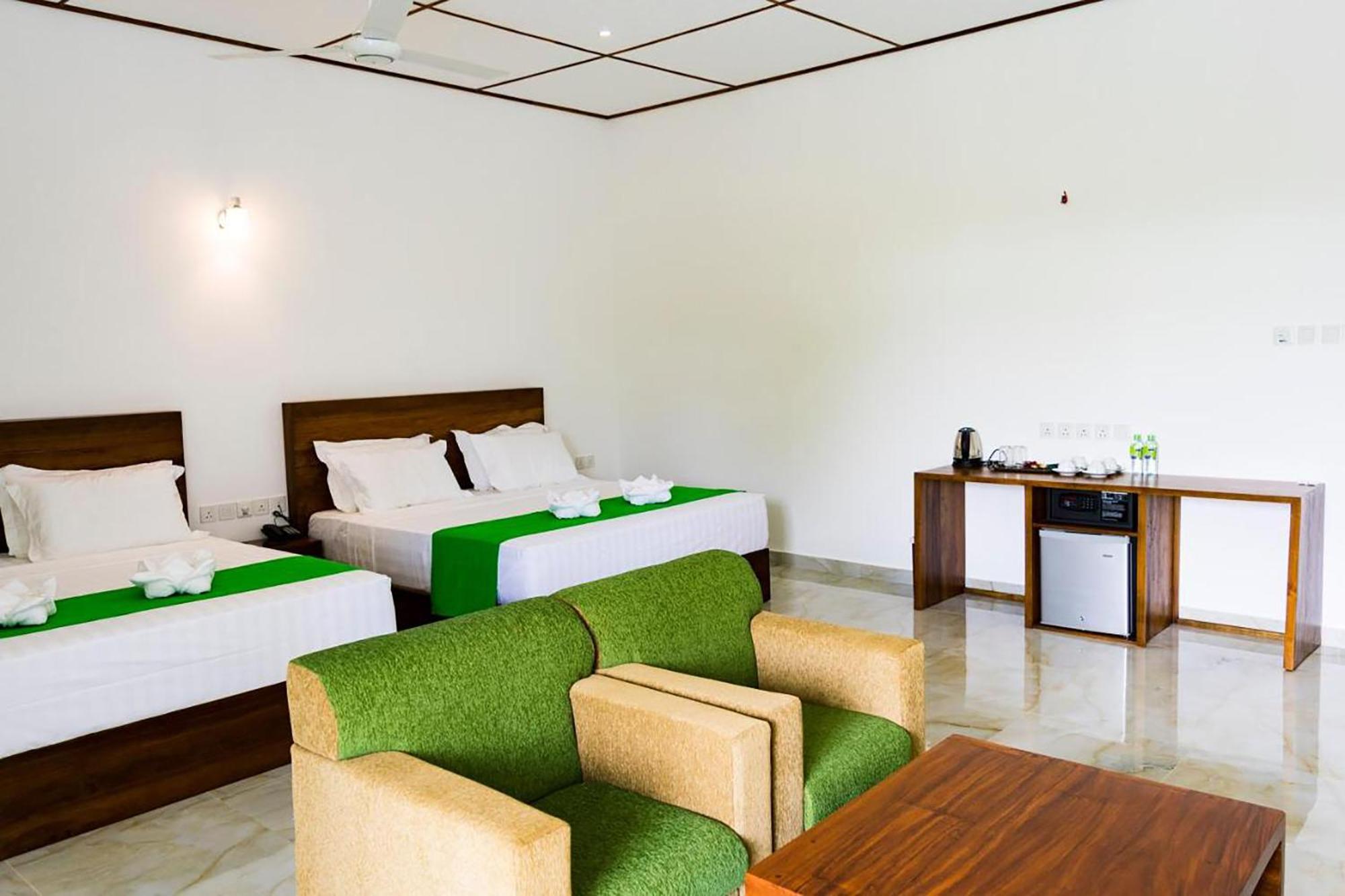 Elephant Eye Hotel Tissamaharama Extérieur photo