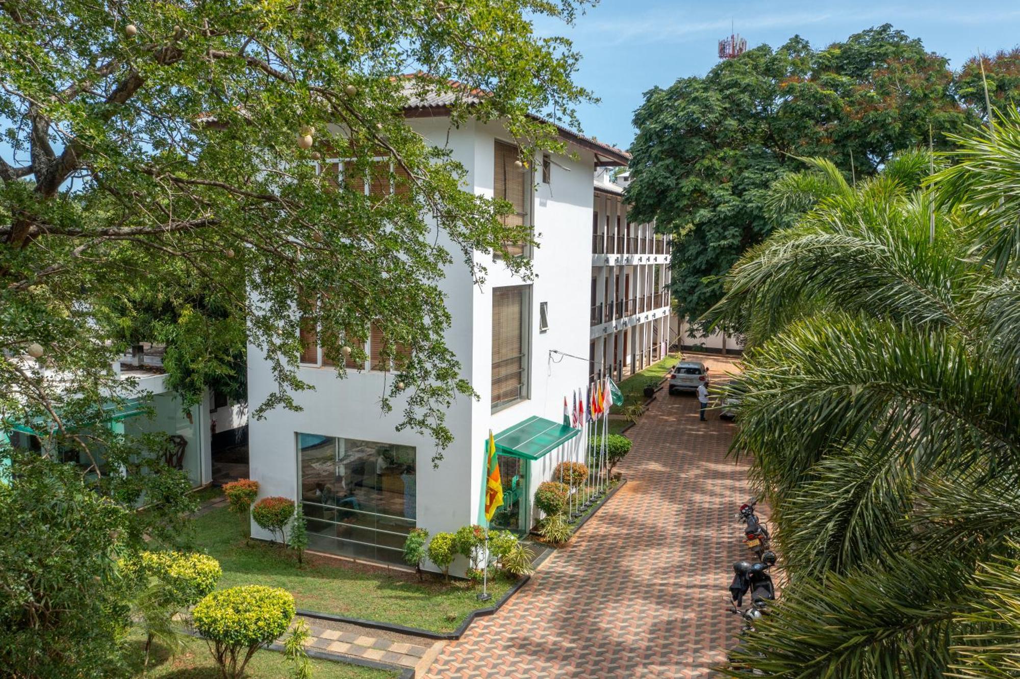 Elephant Eye Hotel Tissamaharama Extérieur photo