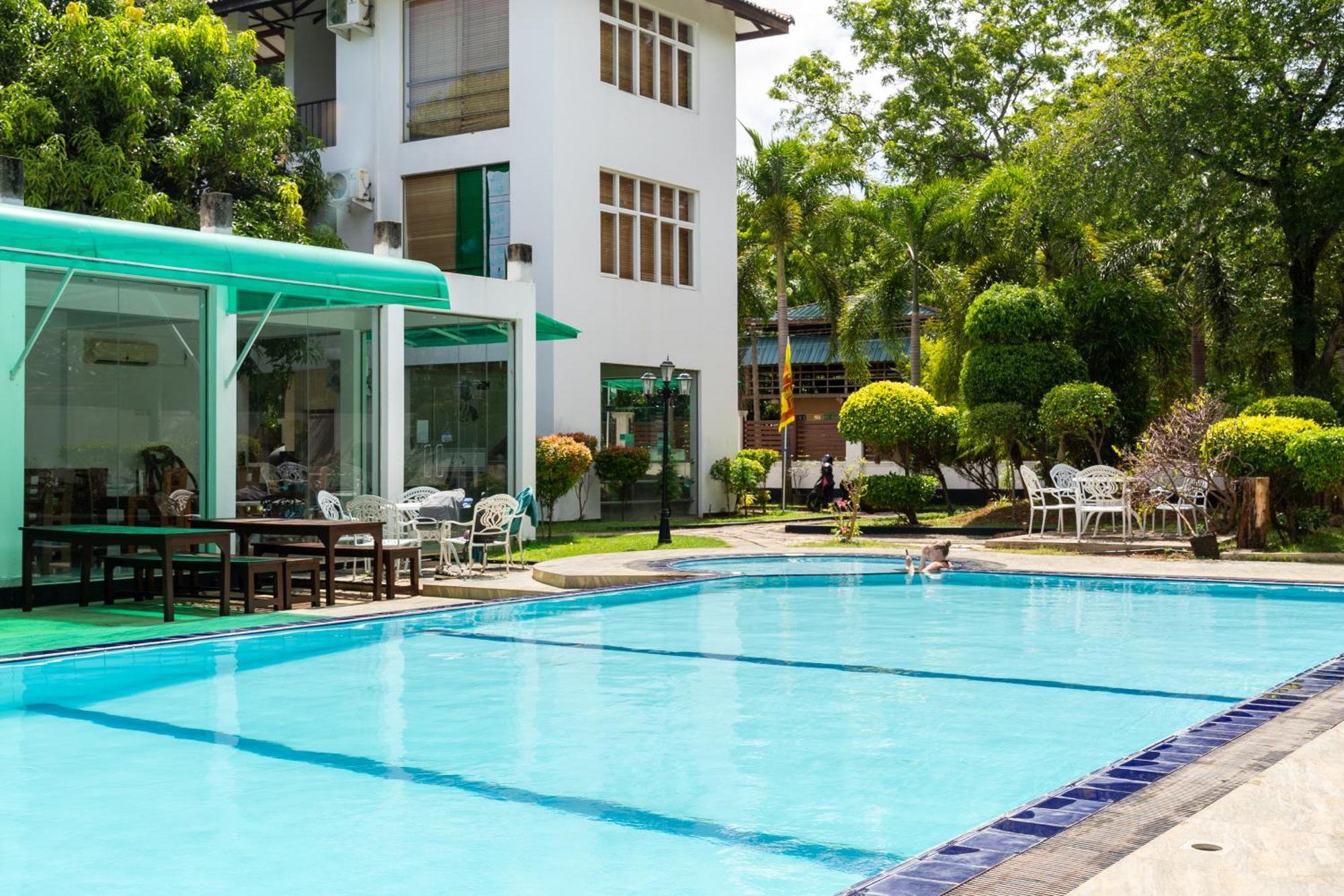 Elephant Eye Hotel Tissamaharama Extérieur photo
